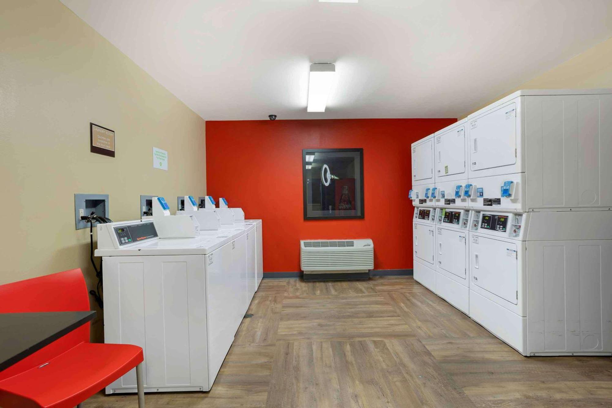 Extended Stay America Select Suites - Springfield - South Eksteriør bilde